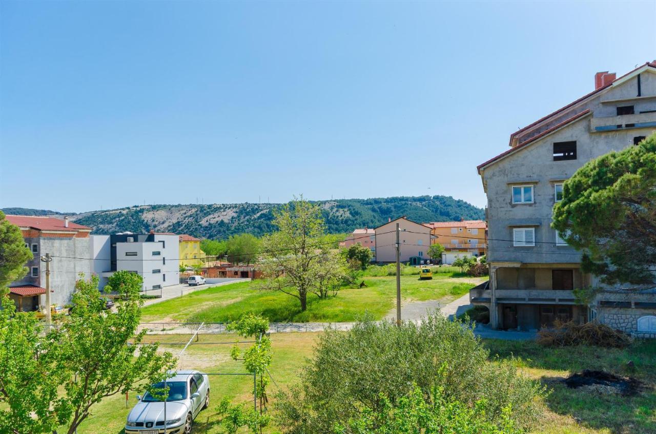 Apartments Anica F Lopar Luaran gambar