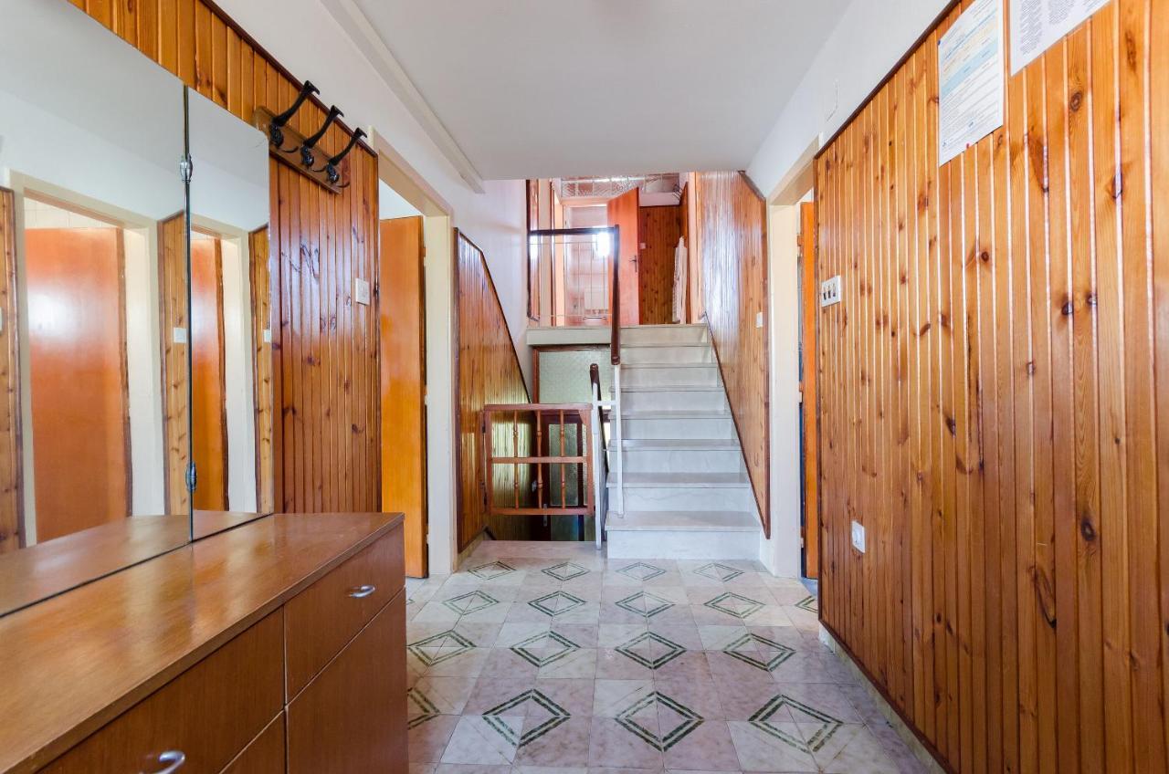 Apartments Anica F Lopar Luaran gambar
