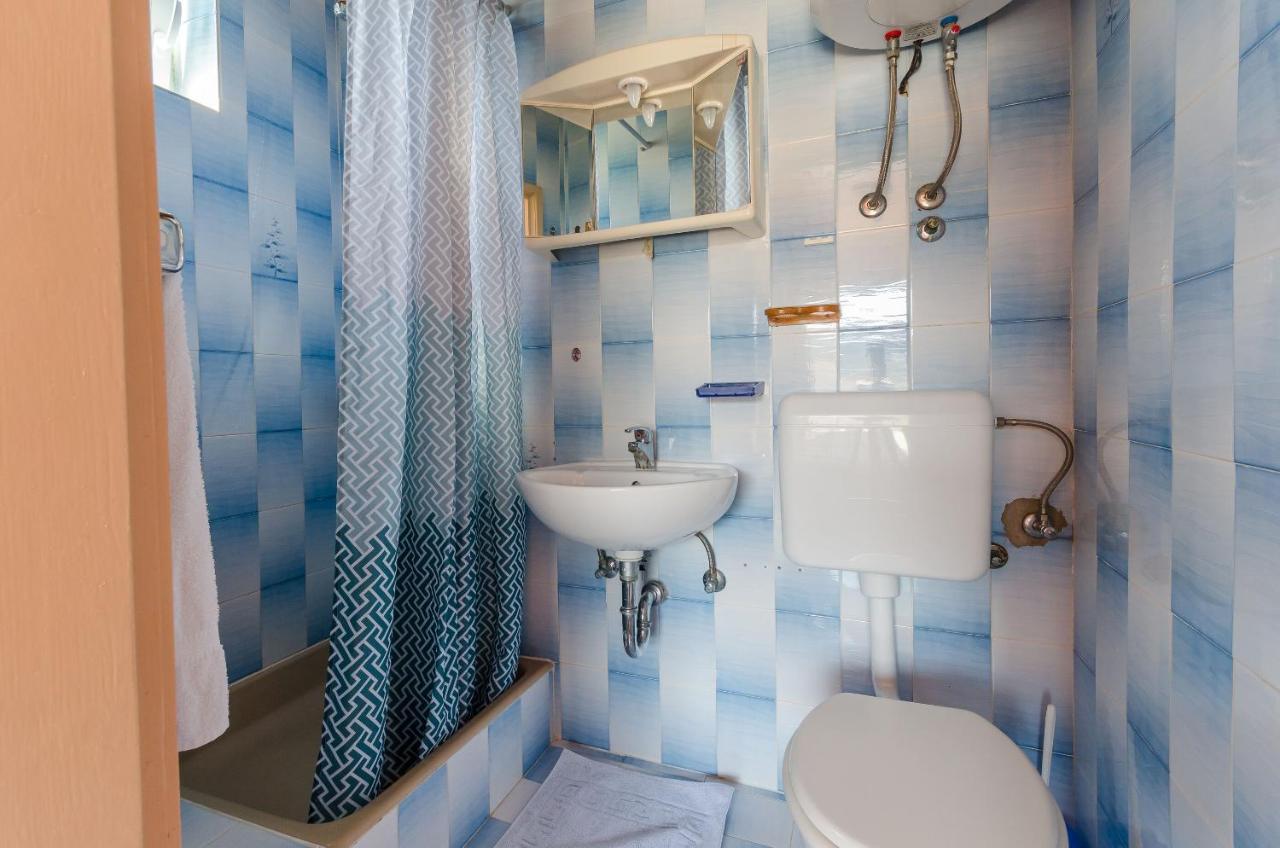 Apartments Anica F Lopar Luaran gambar