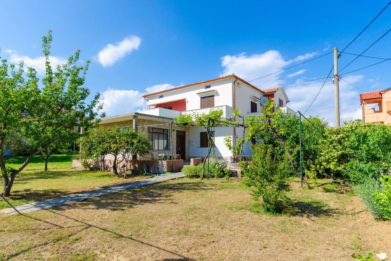Apartments Anica F Lopar Luaran gambar