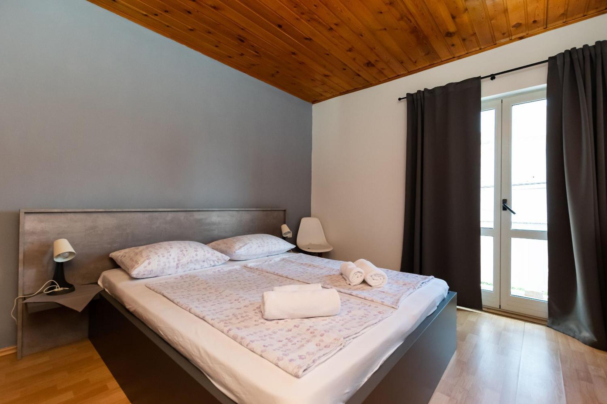 Apartments Anica F Lopar Luaran gambar